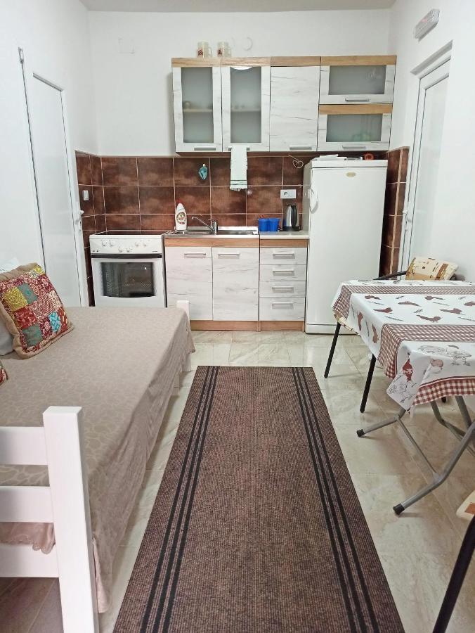 Java Apartments - S & J Ντόμπροτα Εξωτερικό φωτογραφία