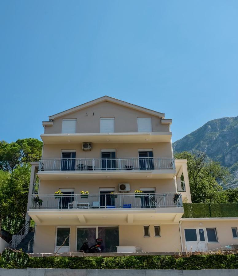 Java Apartments - S & J Ντόμπροτα Εξωτερικό φωτογραφία