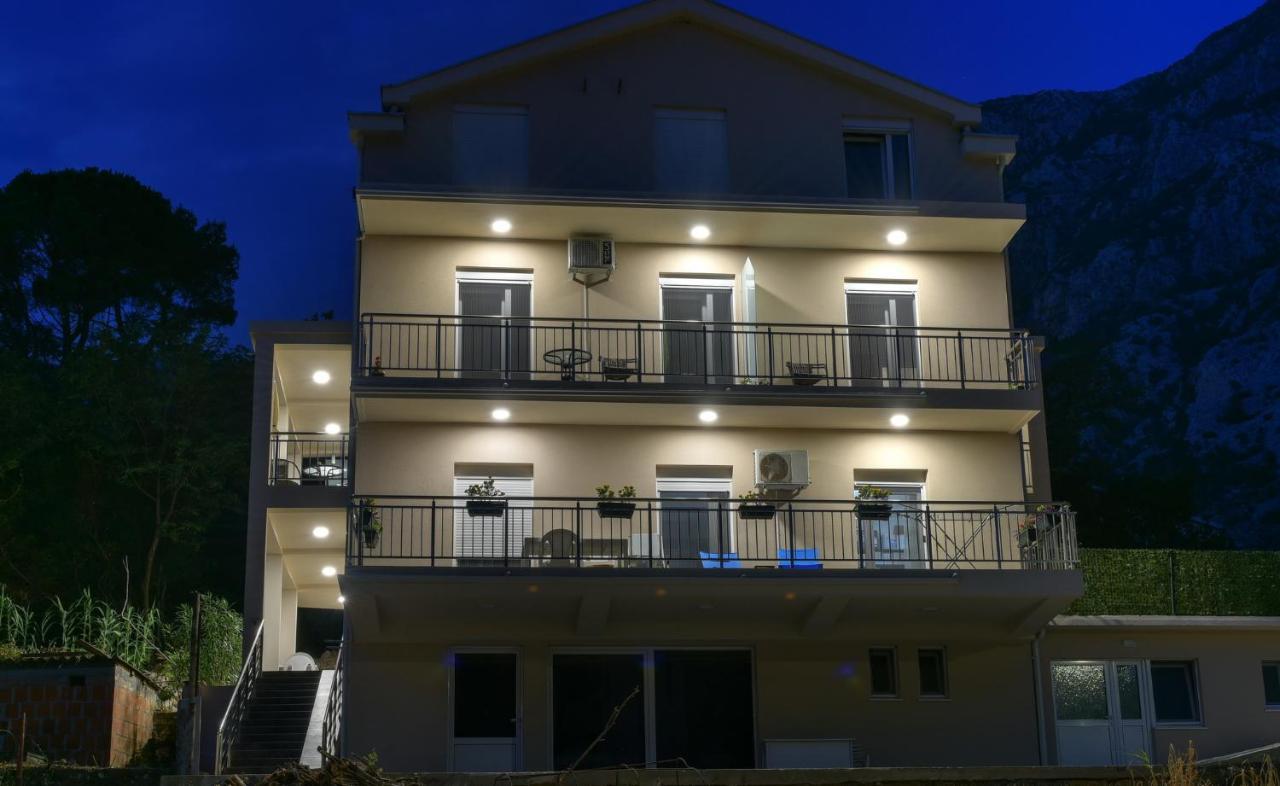 Java Apartments - S & J Ντόμπροτα Εξωτερικό φωτογραφία