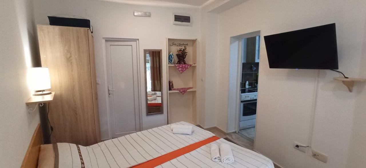 Java Apartments - S & J Ντόμπροτα Εξωτερικό φωτογραφία